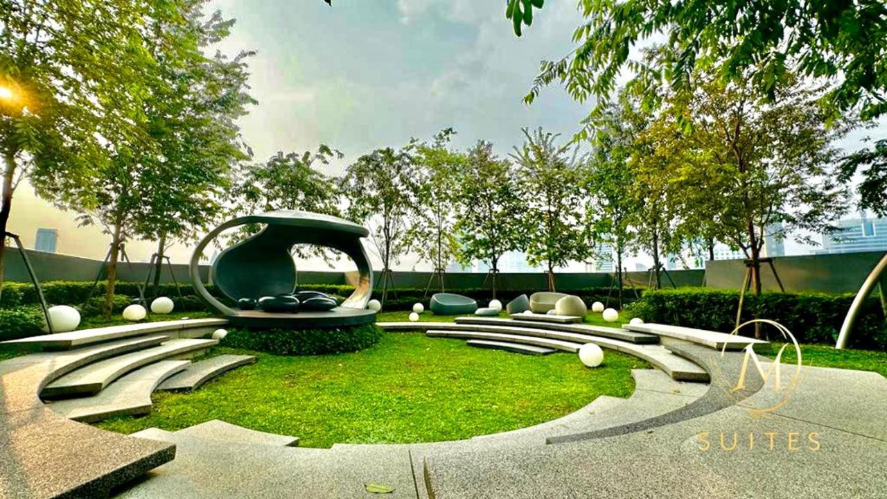 Scarletz Suites Klcc By M Suites Κουάλα Λουμπούρ Εξωτερικό φωτογραφία