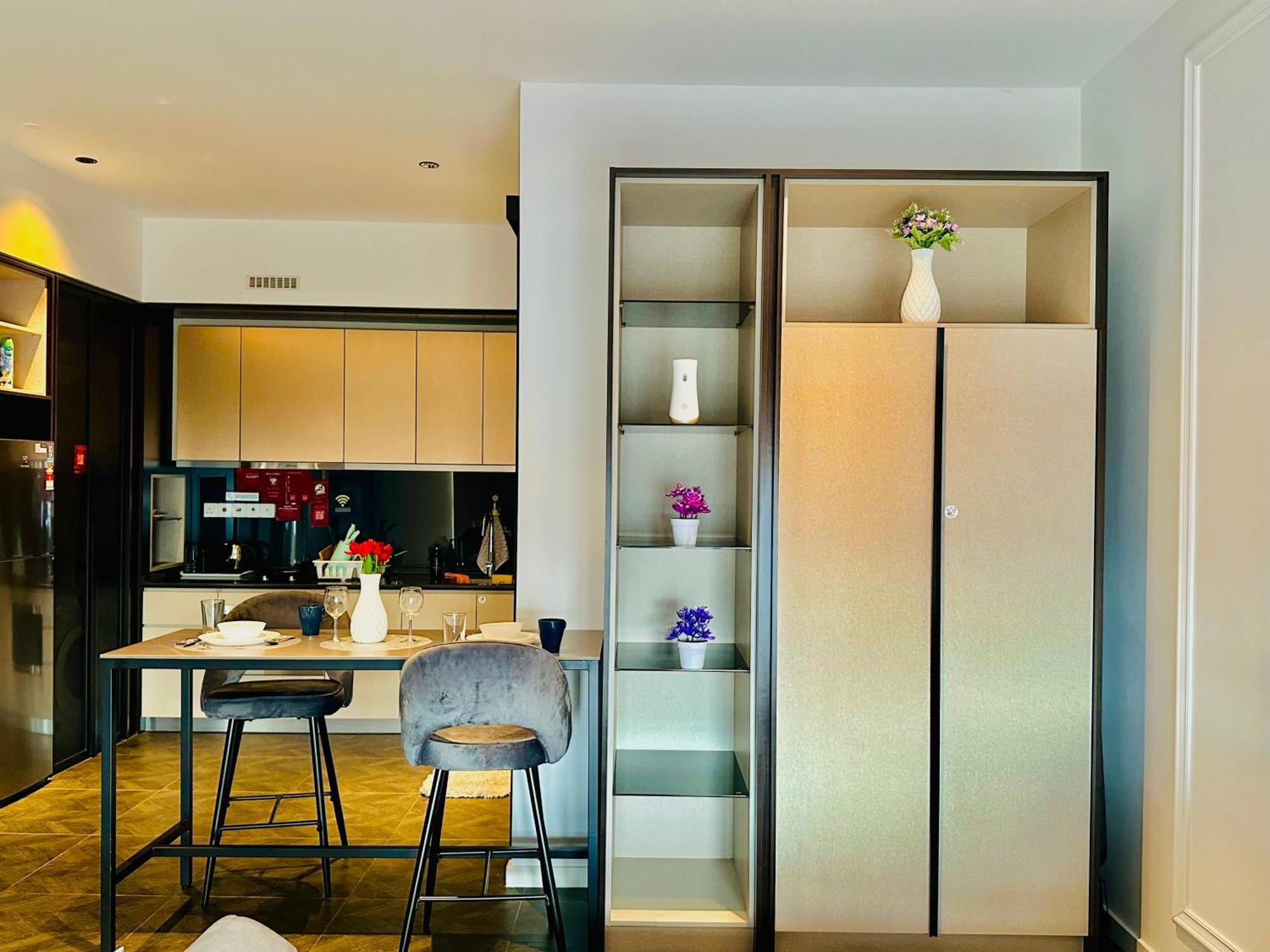 Scarletz Suites Klcc By M Suites Κουάλα Λουμπούρ Εξωτερικό φωτογραφία