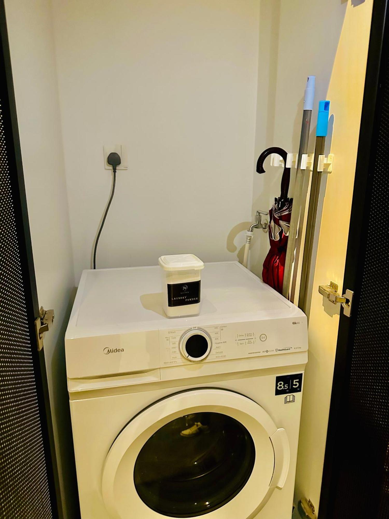 Scarletz Suites Klcc By M Suites Κουάλα Λουμπούρ Εξωτερικό φωτογραφία