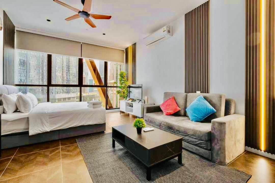 Scarletz Suites Klcc By M Suites Κουάλα Λουμπούρ Εξωτερικό φωτογραφία
