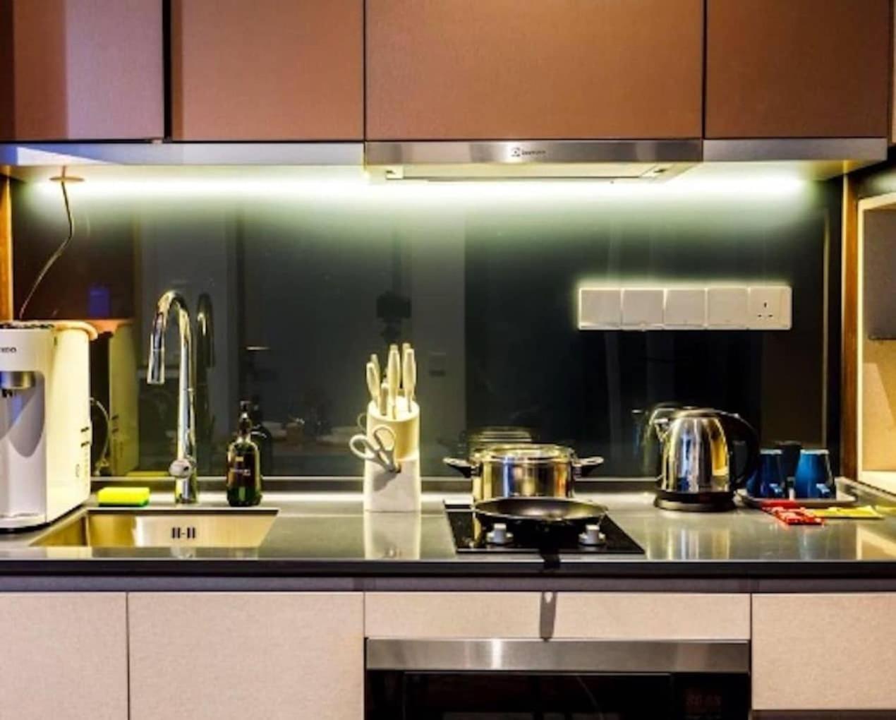 Scarletz Suites Klcc By M Suites Κουάλα Λουμπούρ Εξωτερικό φωτογραφία